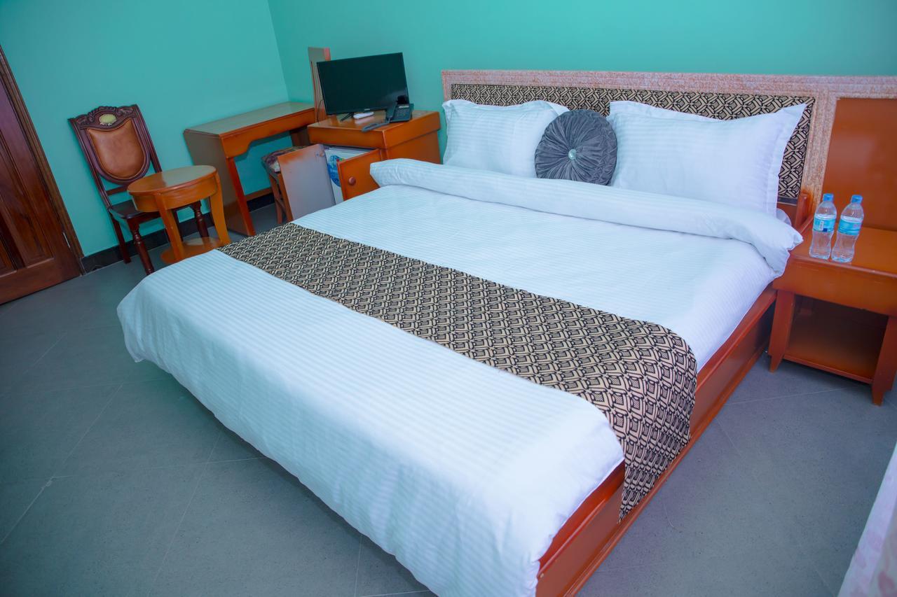 דאר א-סאלאם Bl Airport Hotel מראה חיצוני תמונה